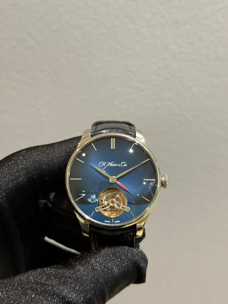 H.Moser & Cie. Venturer DUAL TIME VENTURER TOURBILLON